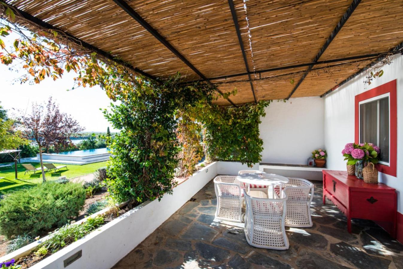Casas De Juromenha Guest House Exterior foto